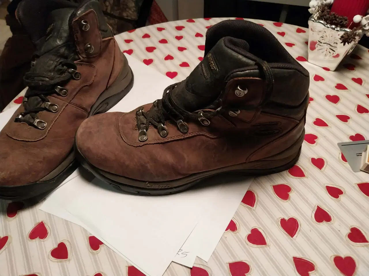 Billede 2 - Støvler str 44. Læder, vandtæt
