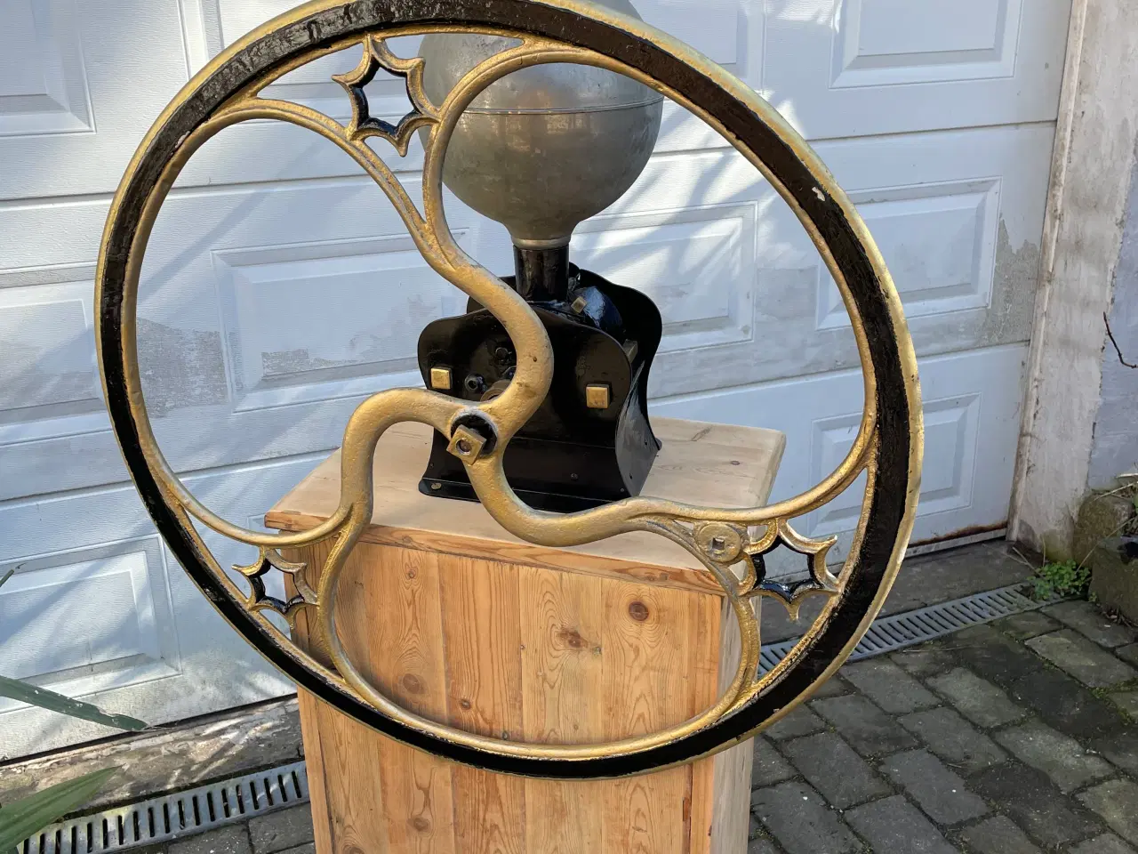 Billede 4 - Gl. kaffemølle fra købmandshandel