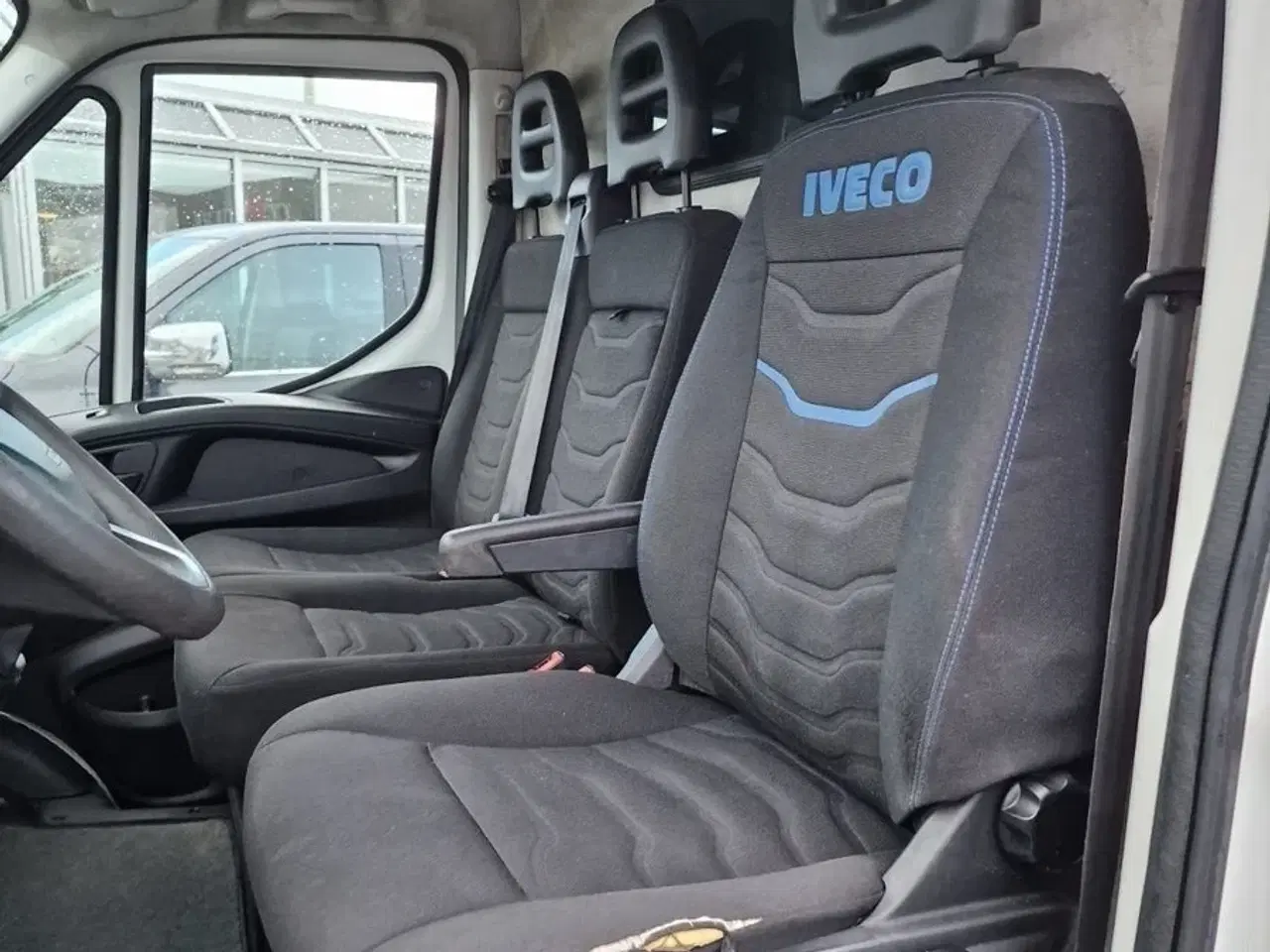 Billede 8 - Iveco Daily 3,0 35C17 12m³ Van