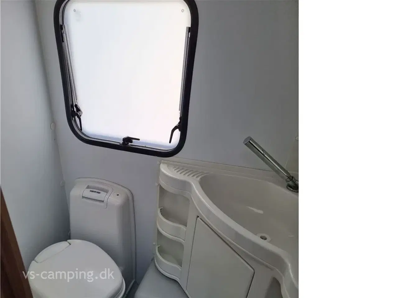 Billede 8 - 2016 - Adria Aviva 512 PK Move   LETVÆGTSKØJEVOGN SOM MÅ TRÆKKES AF DE FLESTE BILER.