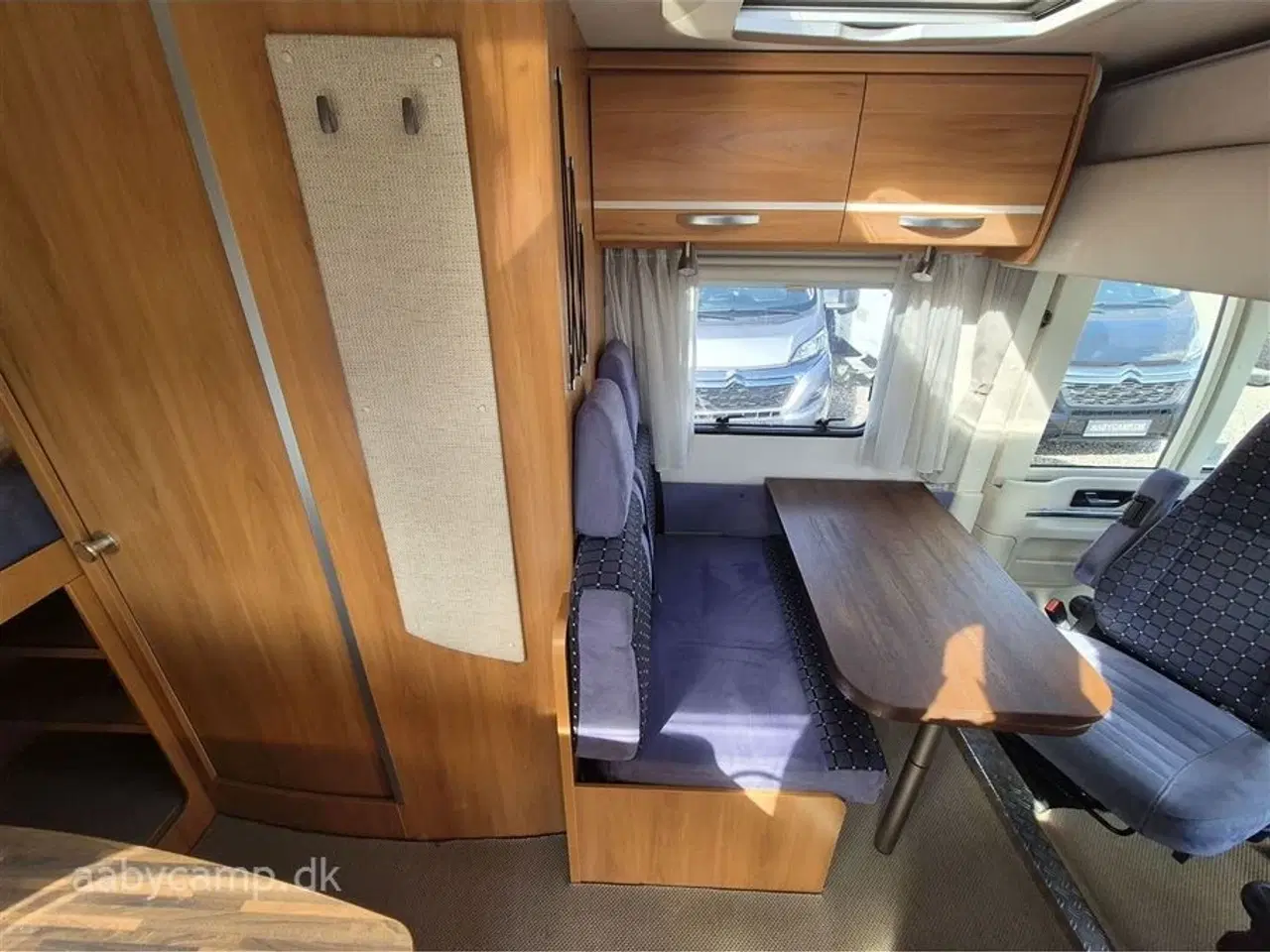 Billede 9 - 2010 - Hymer Exsis I 512   Markise. luft undervogn bagpå. elektrisk støtteben. Maxfann. Helårsdæk. undervognsbehandlet. Holder syn til December 2026!!!  SÆLGES KUN TIL CVR...