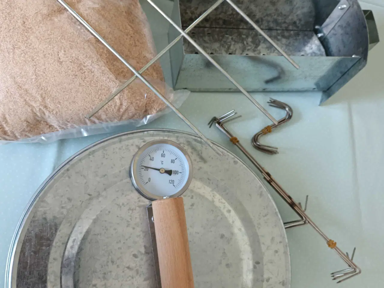 Billede 2 - Røgeovn teleskopisk med tilbehør 