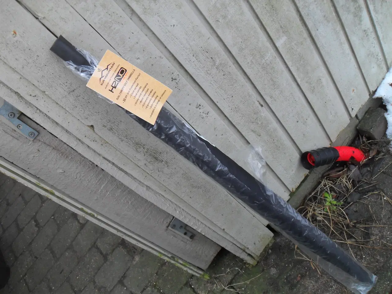 Billede 1 - stor ny golf paraply ø. 172 cm. h2no sun mountain