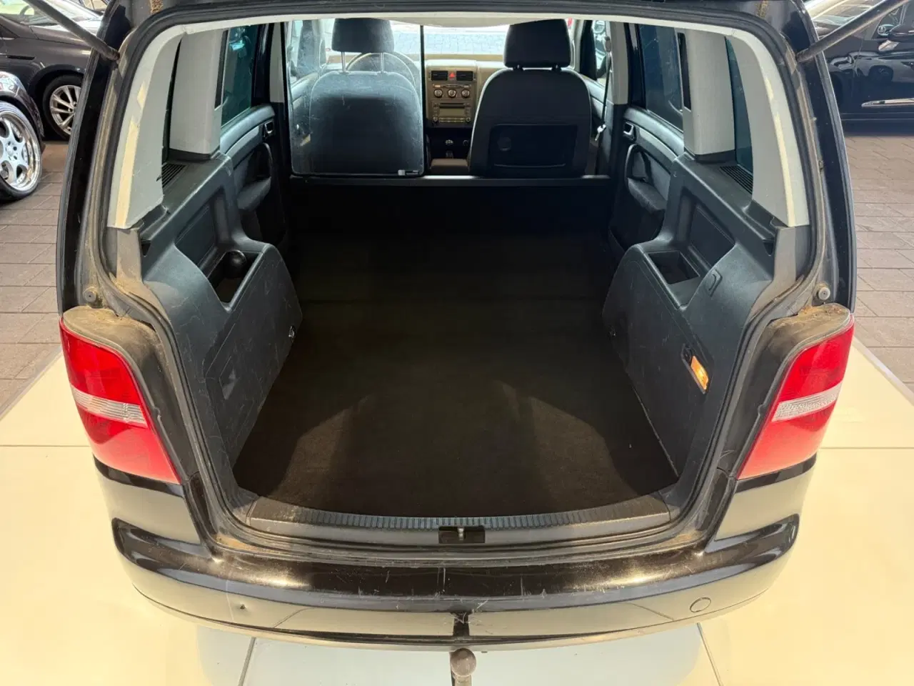Billede 9 - VW Touran 2,0 TDi 140 Highline Van