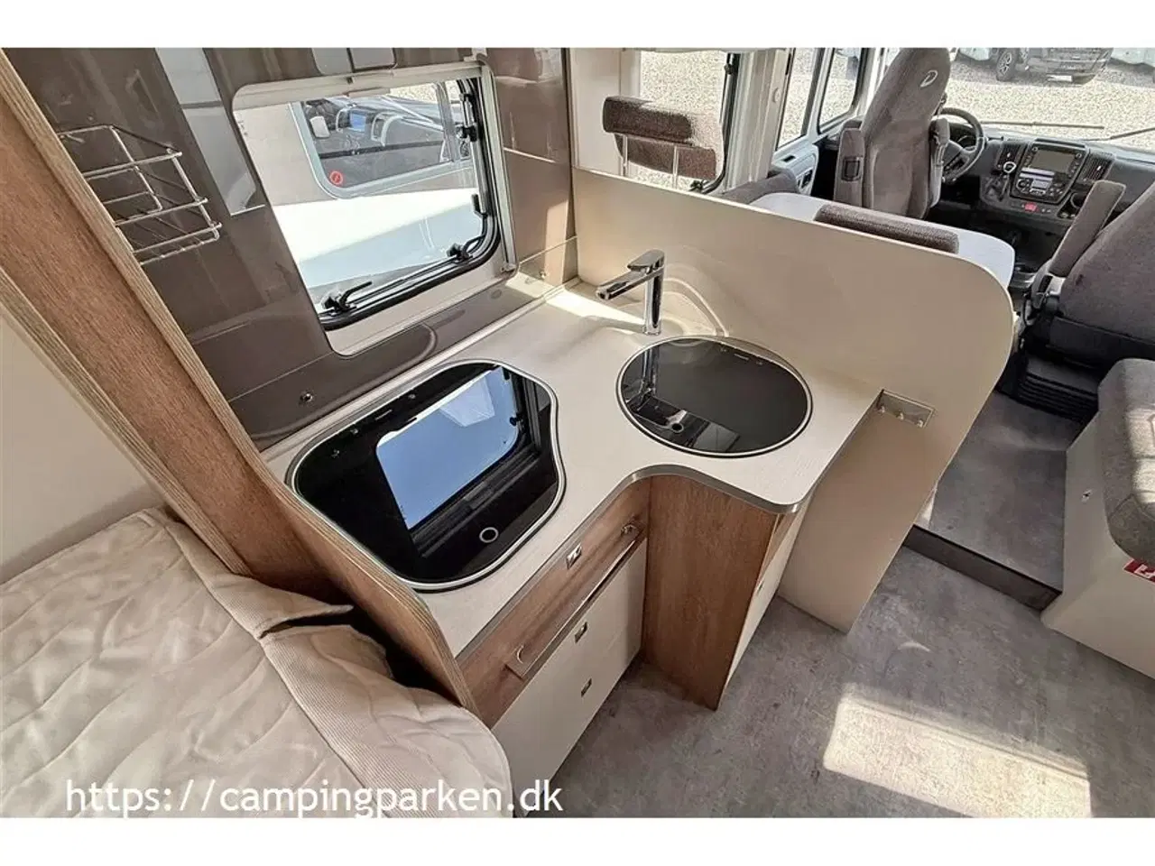 Billede 7 - 2020 - Dethleffs   Sjælden udbudt camper med lave enkeltsenge og badeværelse i hele bagenden