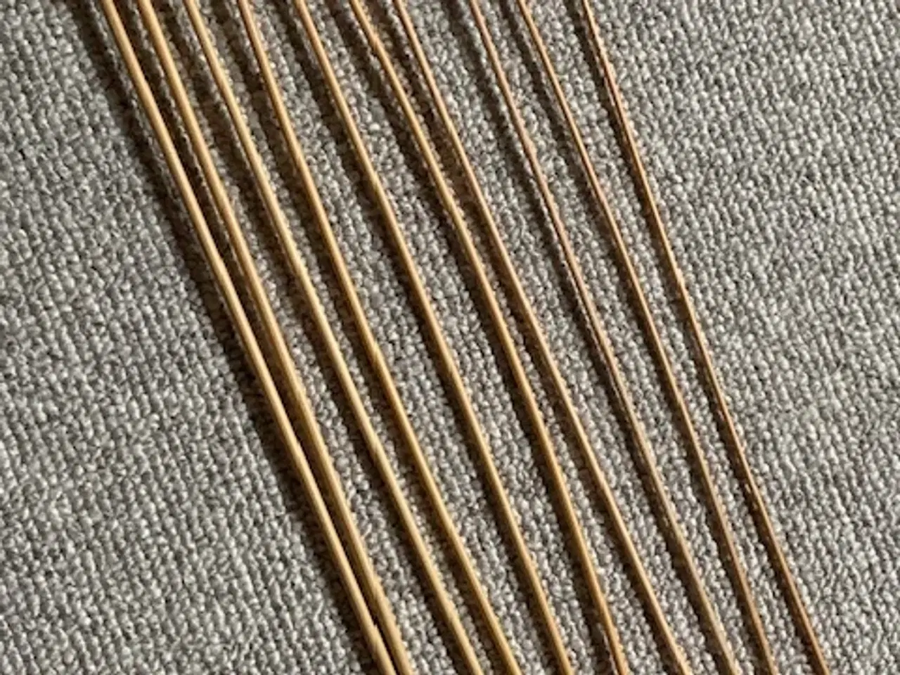 Billede 1 - Strikkepinde bambus eller træ - samlet pris 30 kr.
