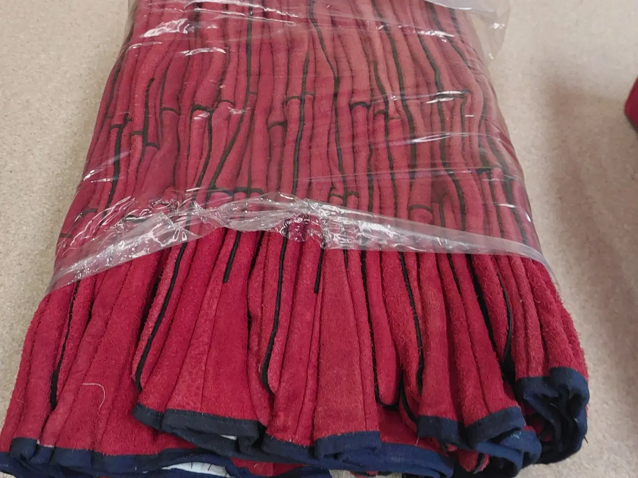 Billede 2 - Svejsehandsker sælges Køb 2 par får 100 kr.