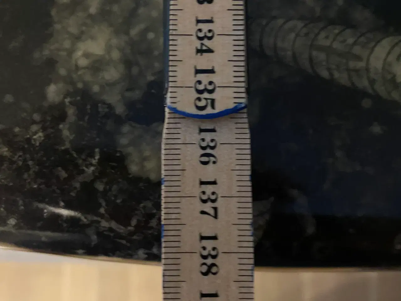 Billede 5 - Stenbord med forsiller stort og tungt spisebord