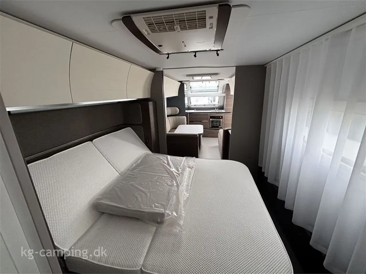 Billede 13 - 2022 - Adria Alpina 663 HT   Luksus, komfort og vinterklar design – perfekt til helårscamping