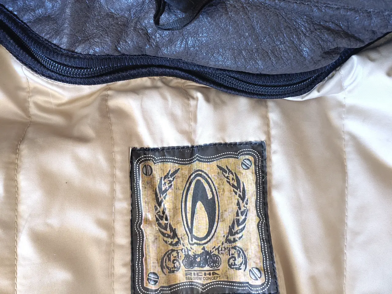 Billede 3 - Richa Memphis Jacket buffalo leather str 60