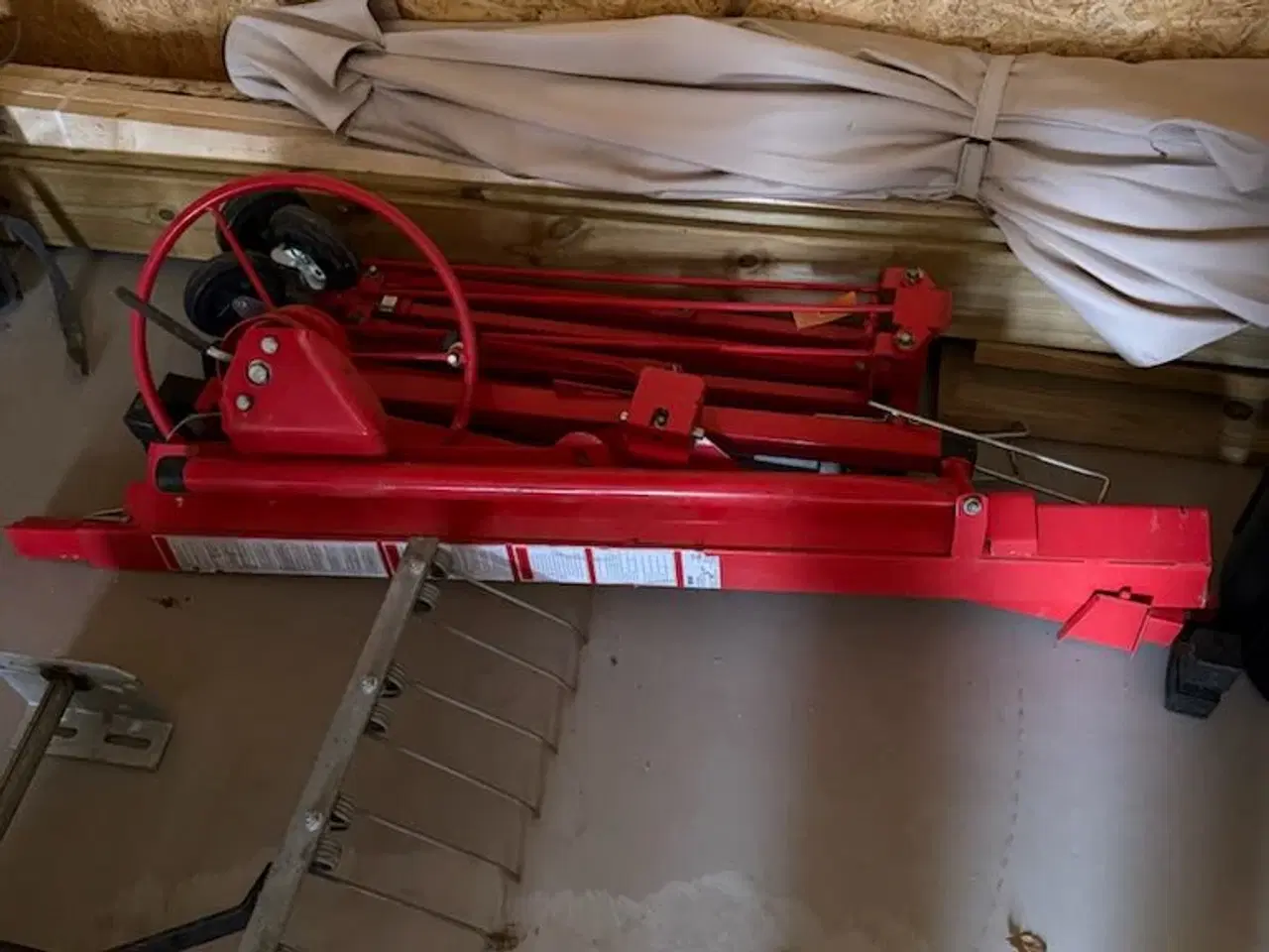 Billede 2 - Gipspladehejs med vippefunktion