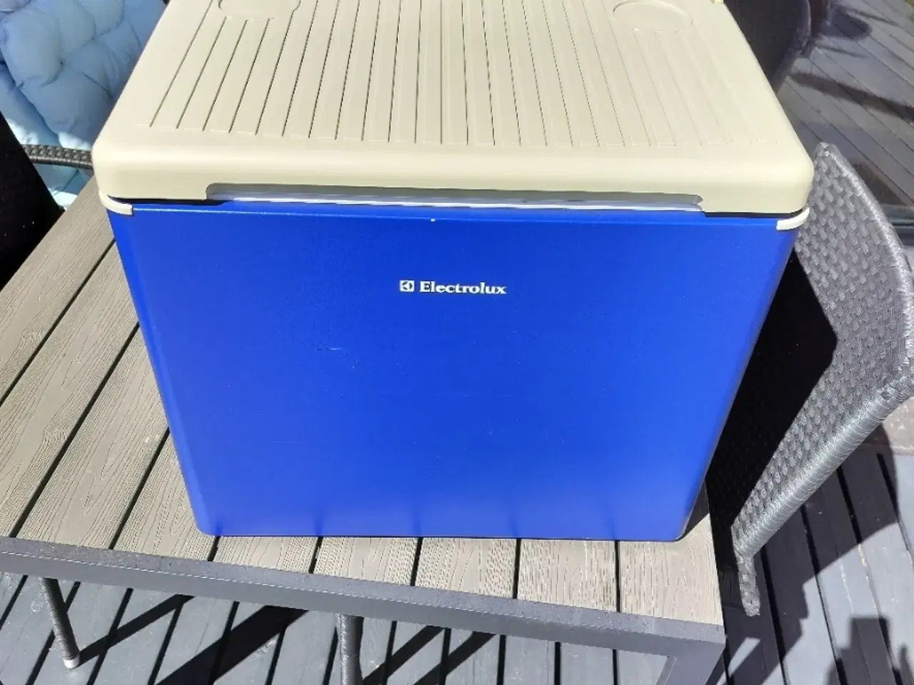 Billede 3 - Stor Dometic Køleboks til 12V, 230V og Gas