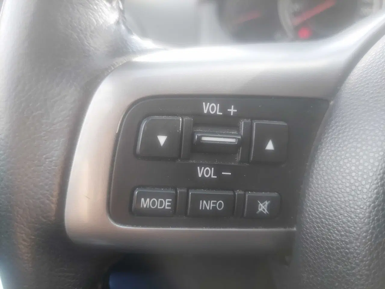 Billede 4 - Mazda 2 1,3 Takara Edition 5d