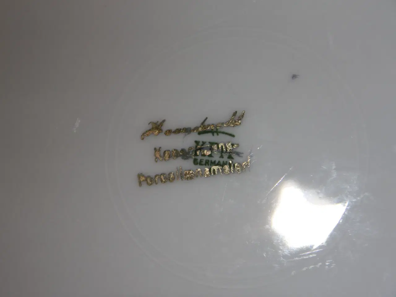 Billede 4 - Porcelæns fad KPM Denmark med håndmalede måger 