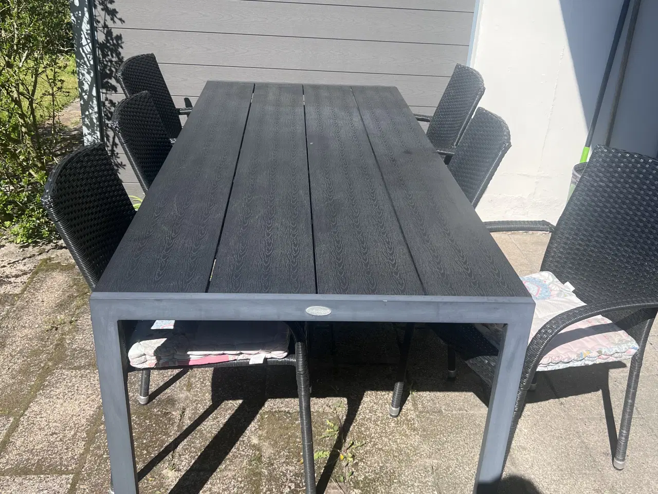 Billede 1 - Jutlandia havebord med 6 stole inkl. hynder