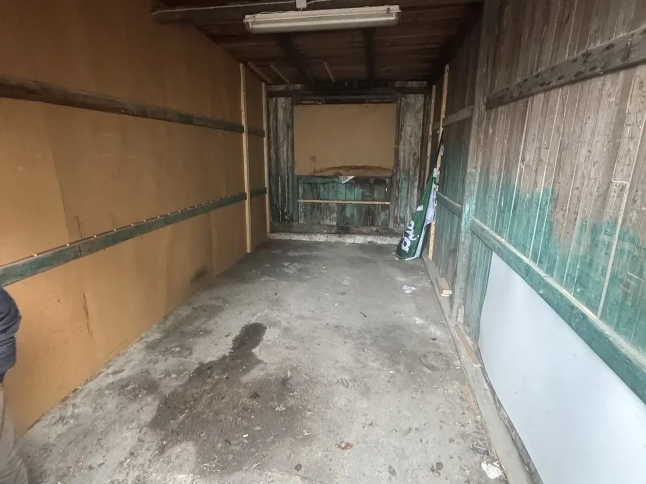 Billede 2 - GARAGE / OPBEVARING I HEDEHUSENE