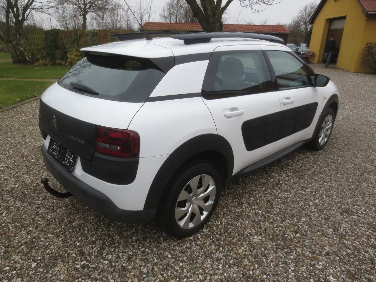 Billede 7 - Citroen C4 Cactus 1.2 i Km 144. År 2015. Nysynet.
