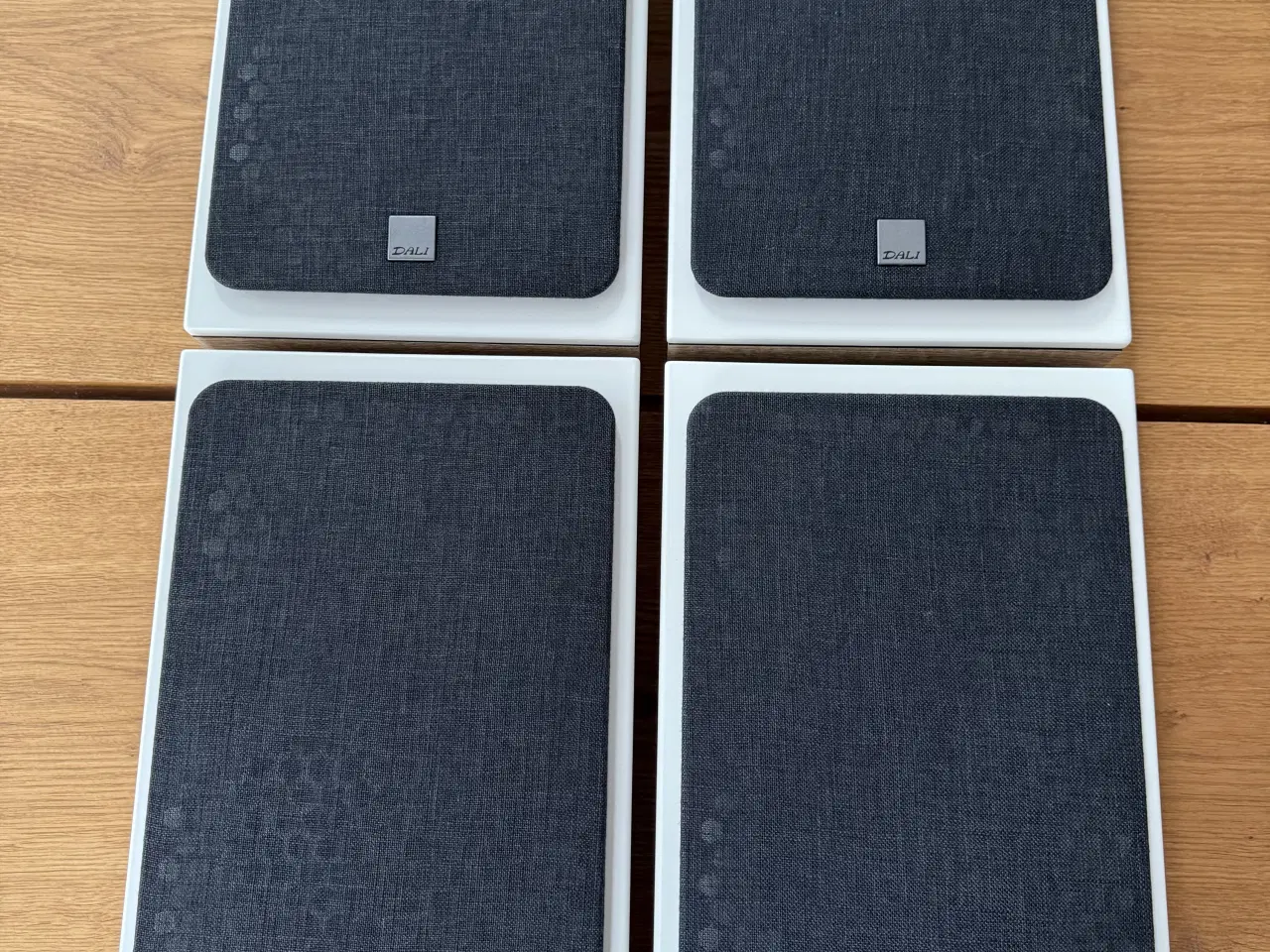 Billede 2 - DALI OBERON ON-WALL og DALI OBERON VOKAL i lys eg.