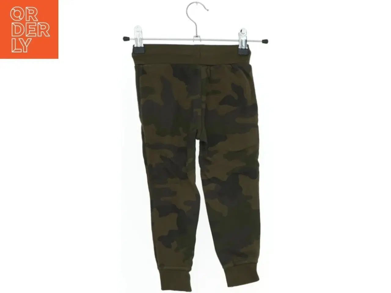 Billede 2 - Camouflage mønstrede sweatpants (str. 98)