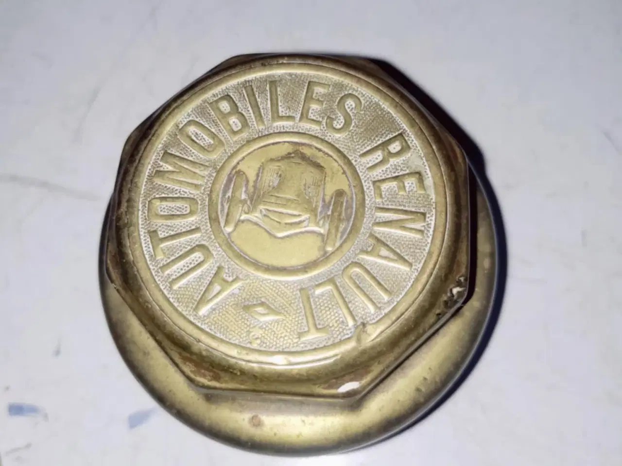 Billede 1 -  fedt gamle kølerdæksel 