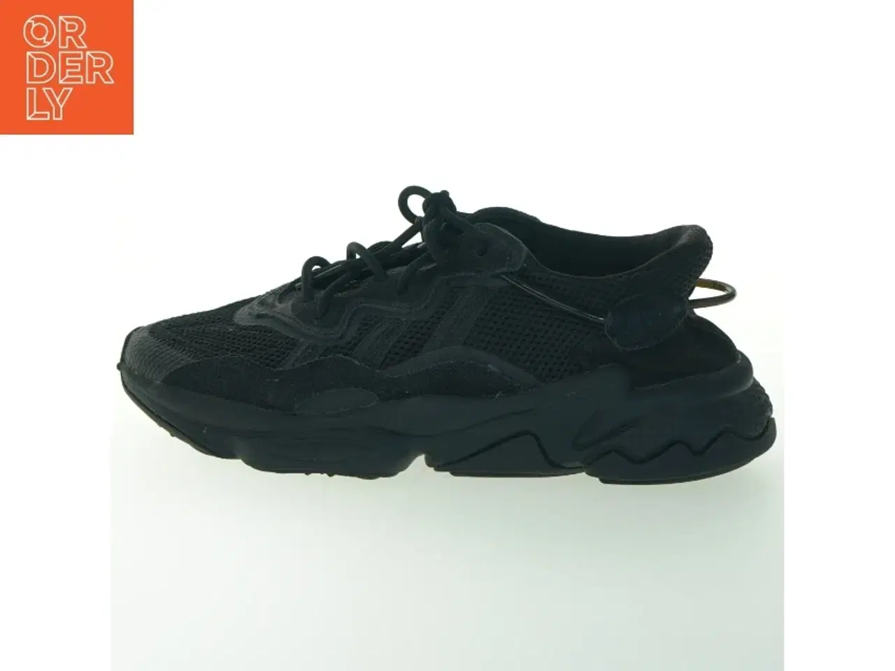 Billede 1 - Sorte sneakers str. 41 fra Adidas (str. 41 )