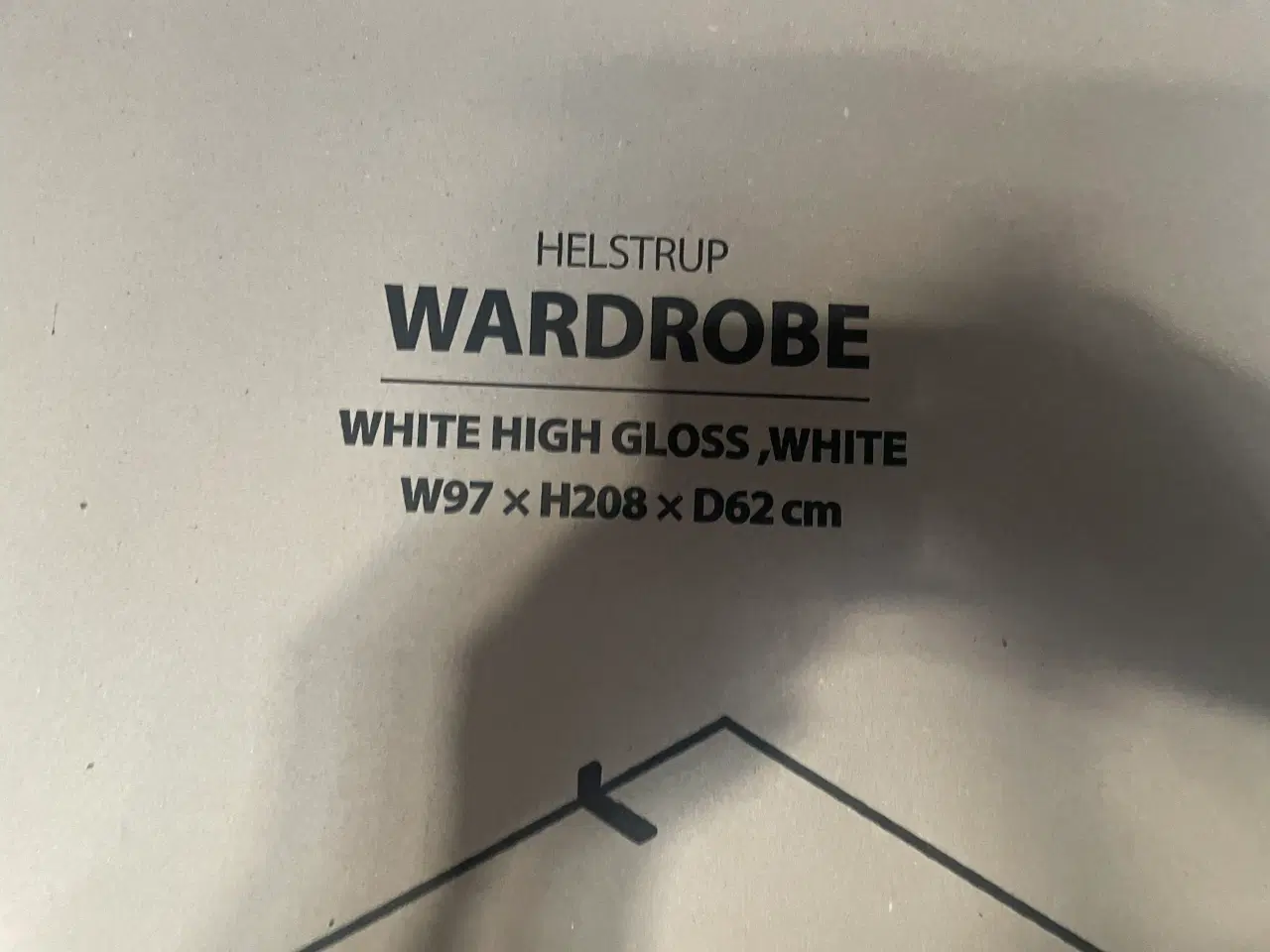 Billede 1 - Helstrup Hvidt garderobe skab fra jysk