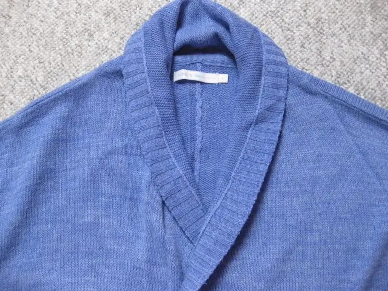 Billede 2 - Str. S, flot strik cardigan