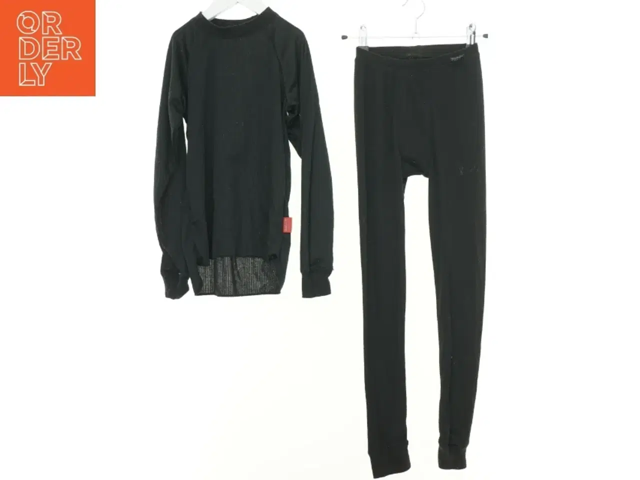 Billede 2 - Undertøj (2 stk.) (str. 140 cm)