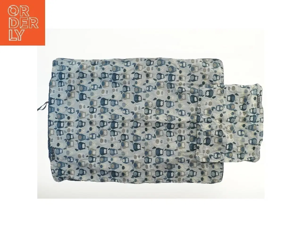 Billede 1 - Babysengesæt med uglemotiv 85x65 cm fra By Hjørne (str. 40x34 og 85x65 cm)