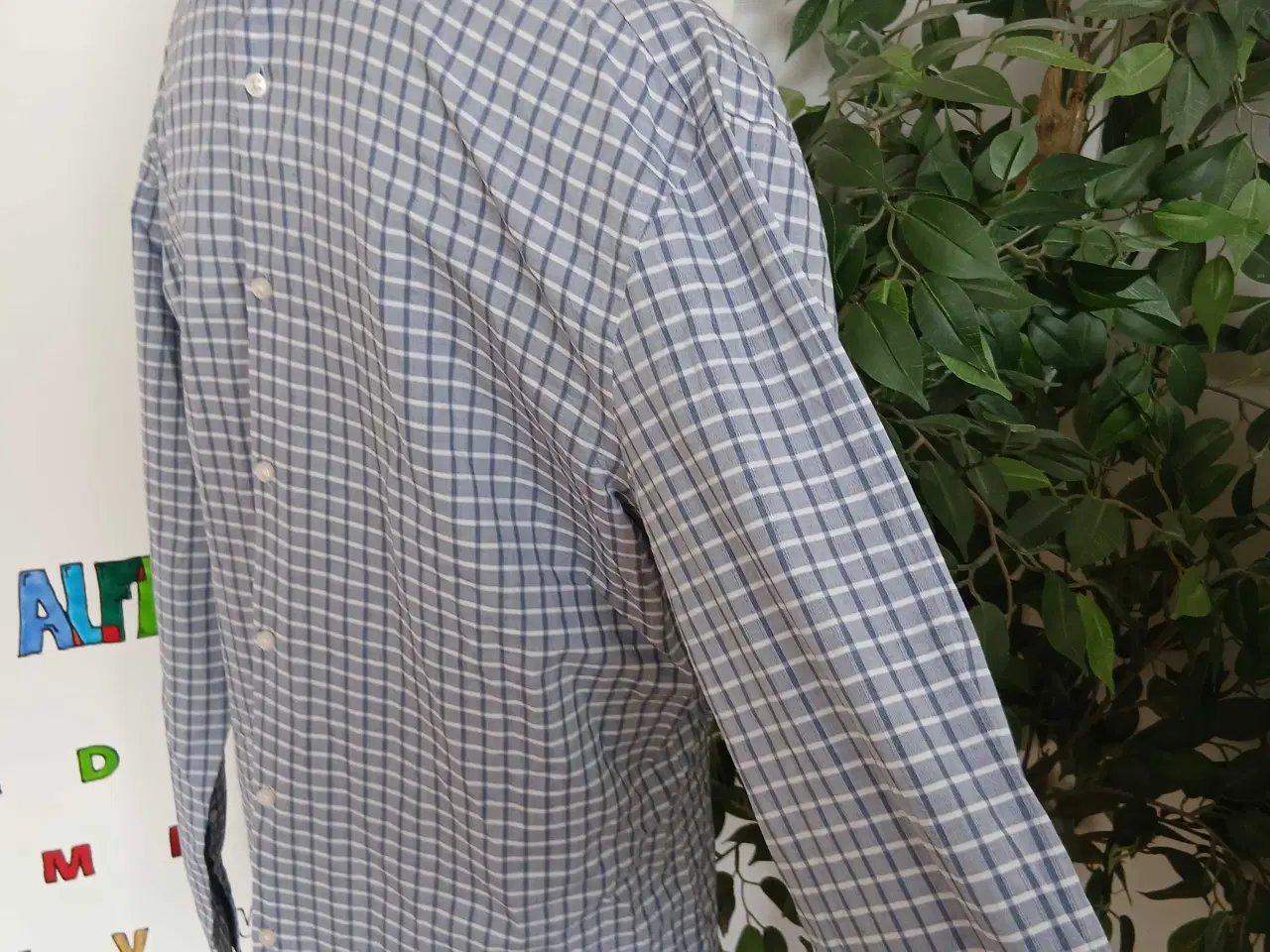Billede 5 - Skjorte. Hugo Boss. 43/17