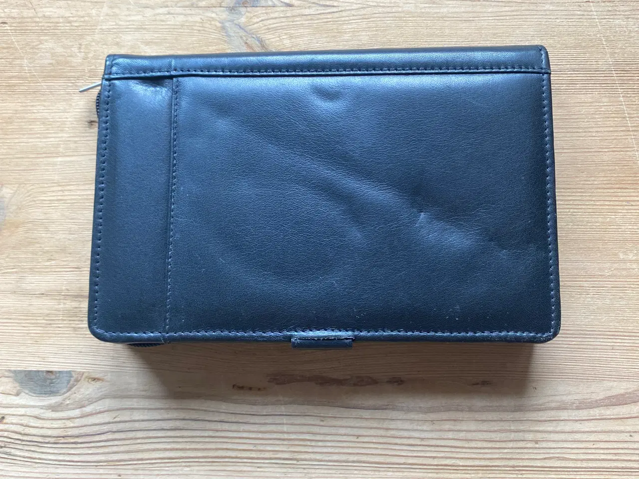 Billede 3 - Læder mappe til kreditkort mm