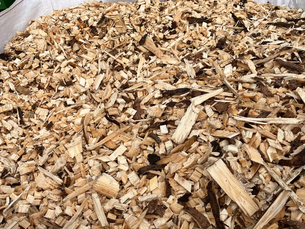 Billede 3 - Træflis i 1 m3 sæk