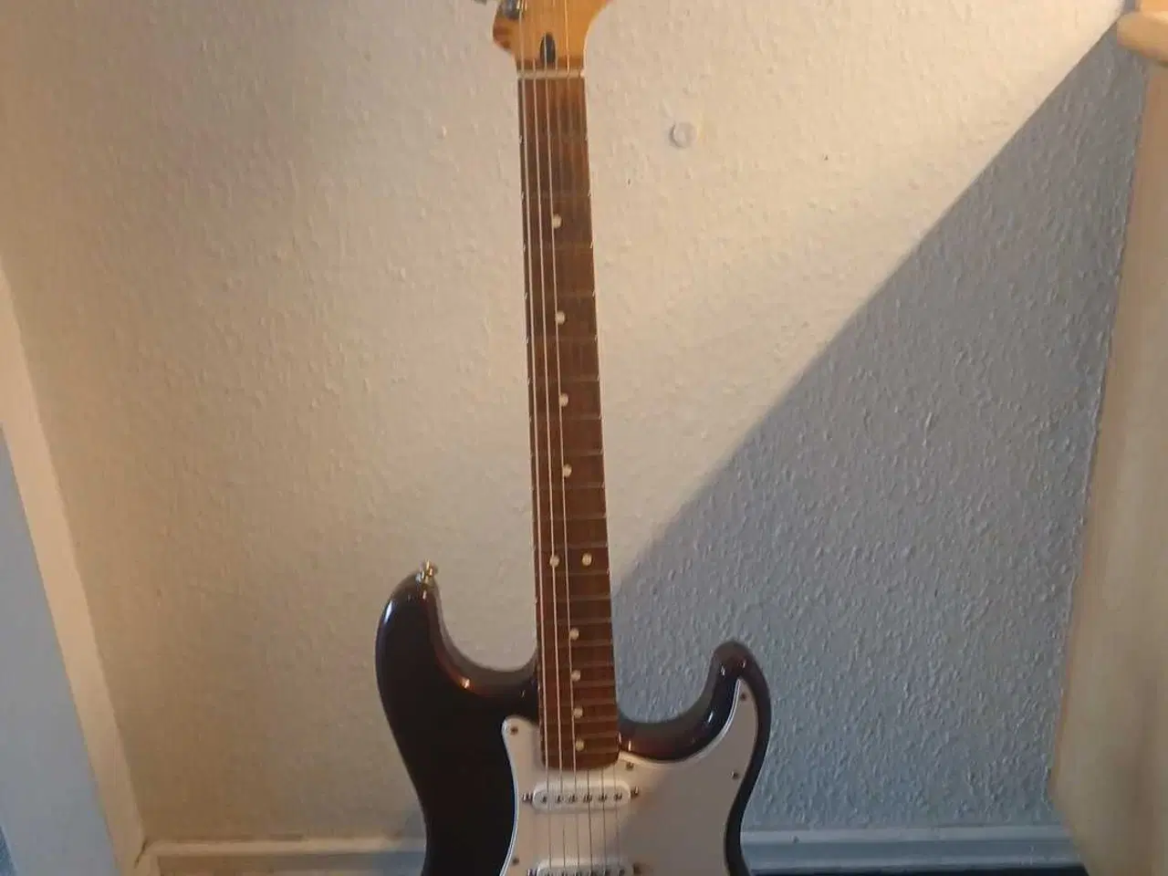 Billede 2 - Fender Stratocaster Mexico (2003) + Stort Sæt