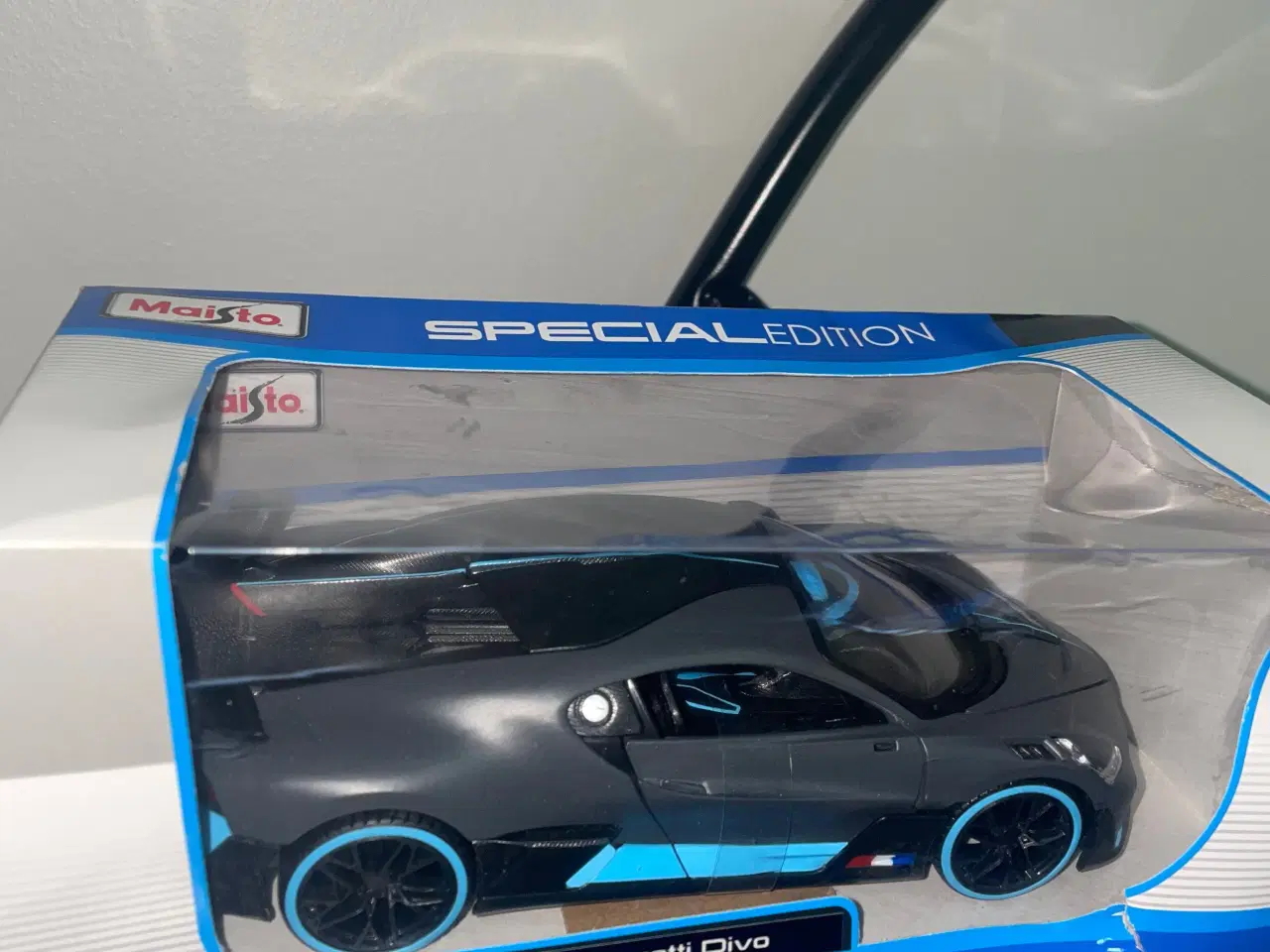 Billede 1 - Maisto Special Edition Bugatti Divo 1:24
