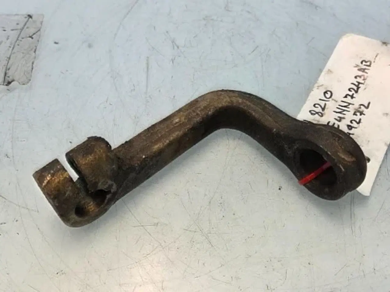 Billede 10 - Ford 8210 Arm E4NN7243AB