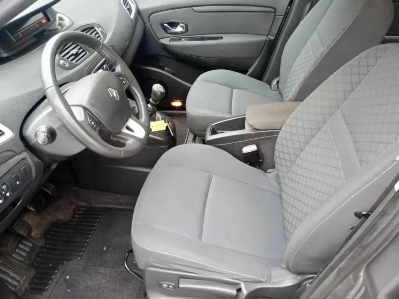 Billede 6 - Renault Grand Scenic III 1,9 dCi 130 Dynamique