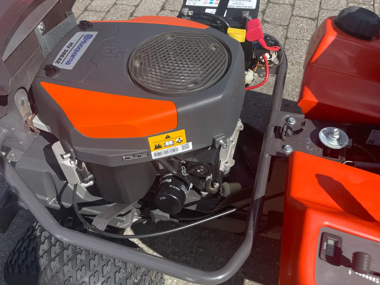 Billede 3 - Husqvarna r214tc comford