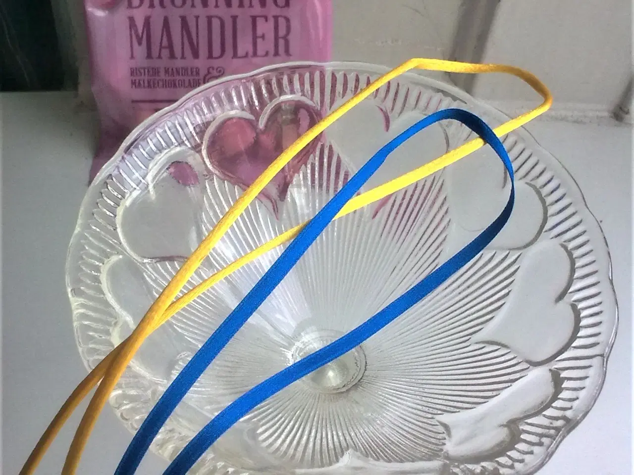 Billede 3 - Hjerte skål i glas på fod - Kornmark og himmelblå.