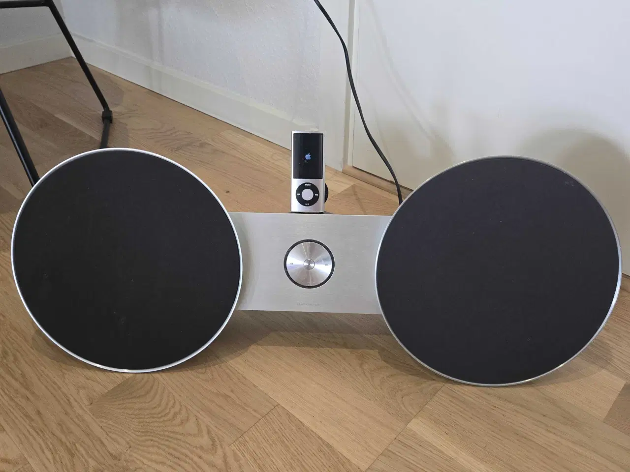 Billede 5 - Bang og Olufsen højtaler. Beosound A8