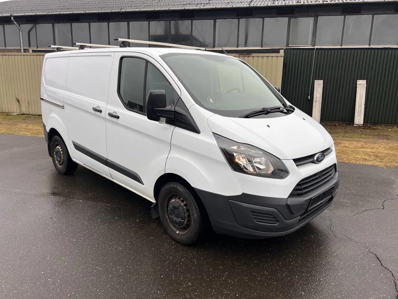 Billede 2 - Velkørende kassevogn /med opbyg i varerum