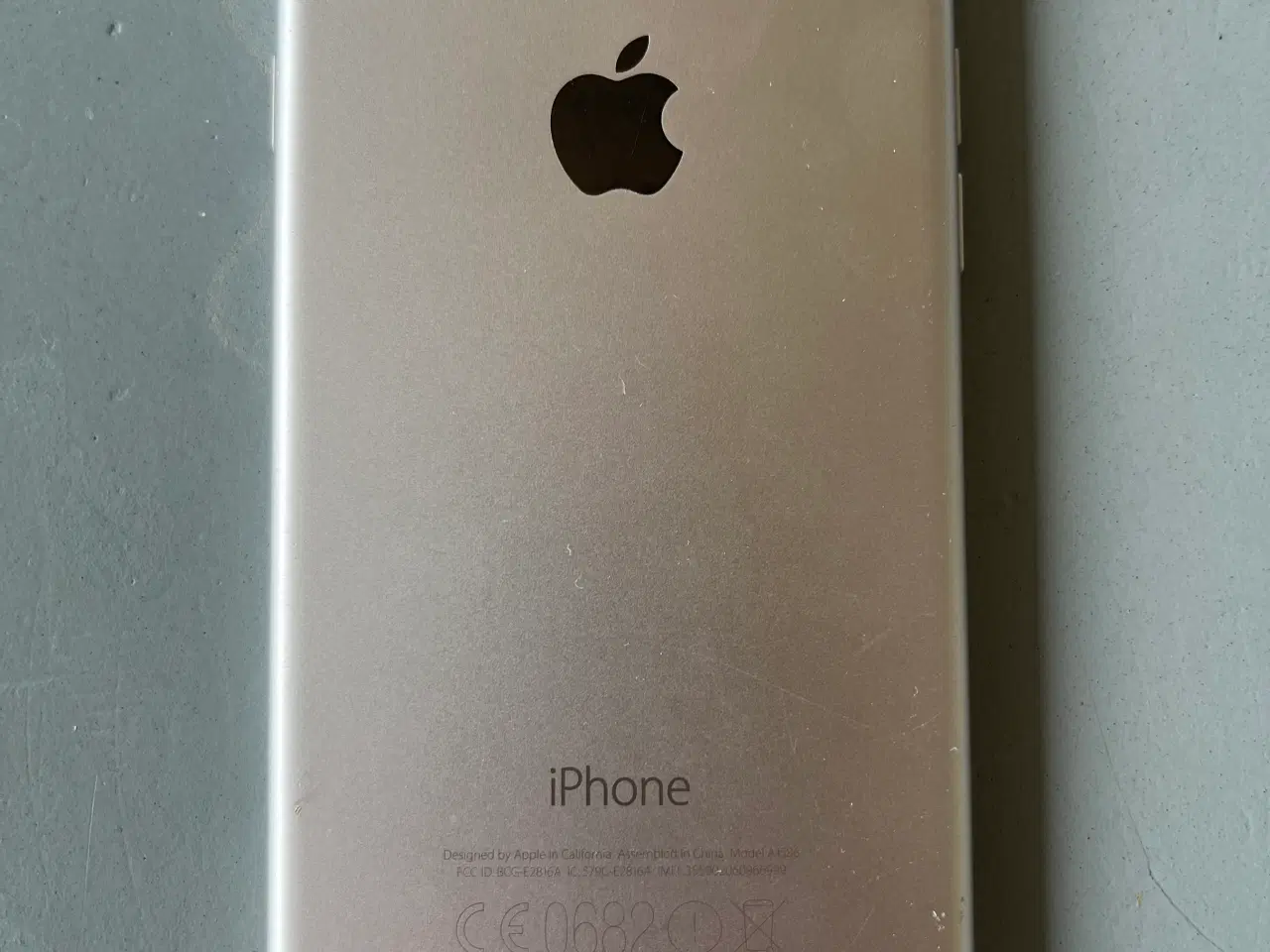 Billede 2 - iPhone 6  -  64 GB . Space grey