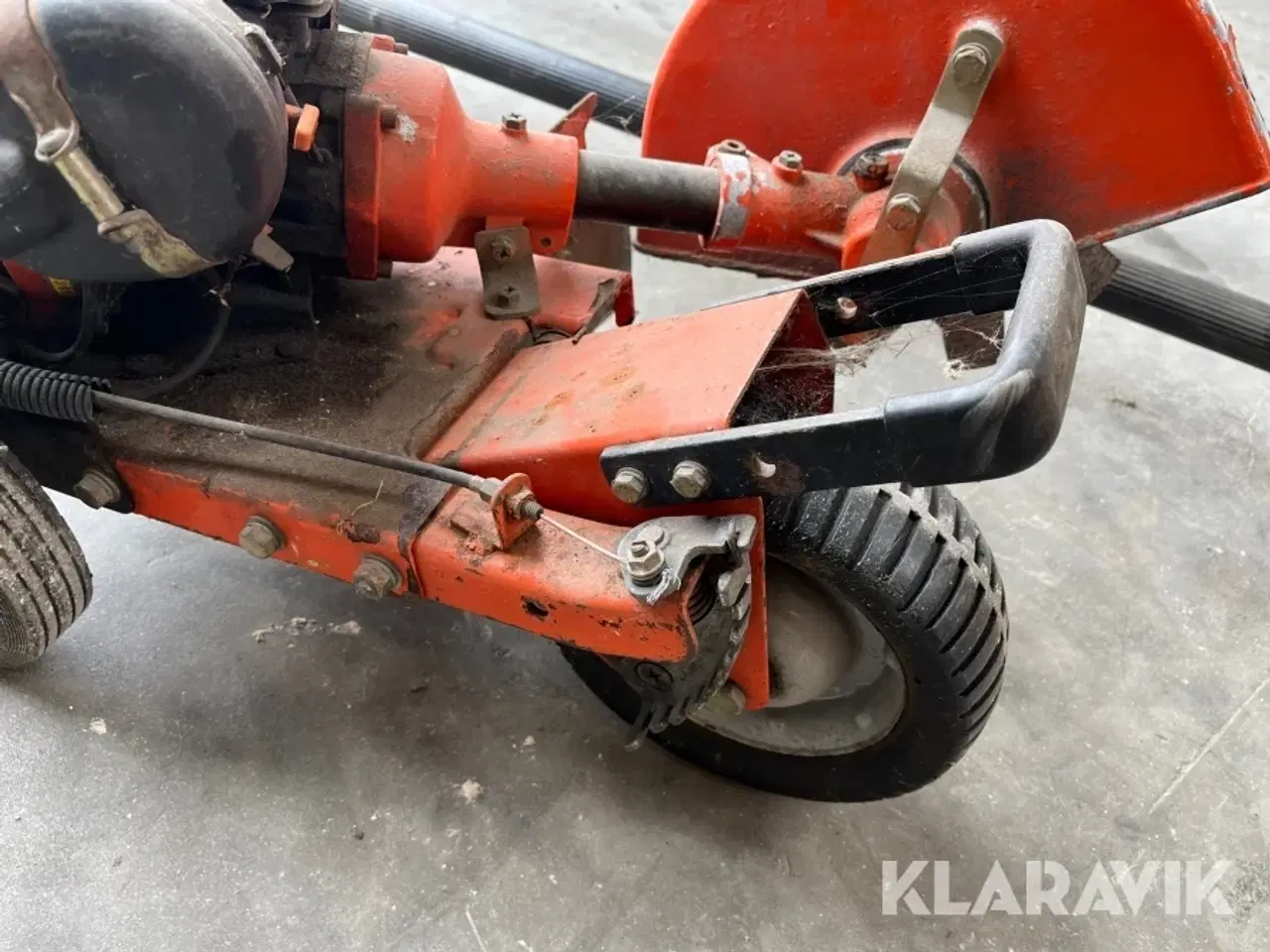 Billede 11 - Kantskærer, stangmotorsav og stanghækklipper Stihl og Tanaka