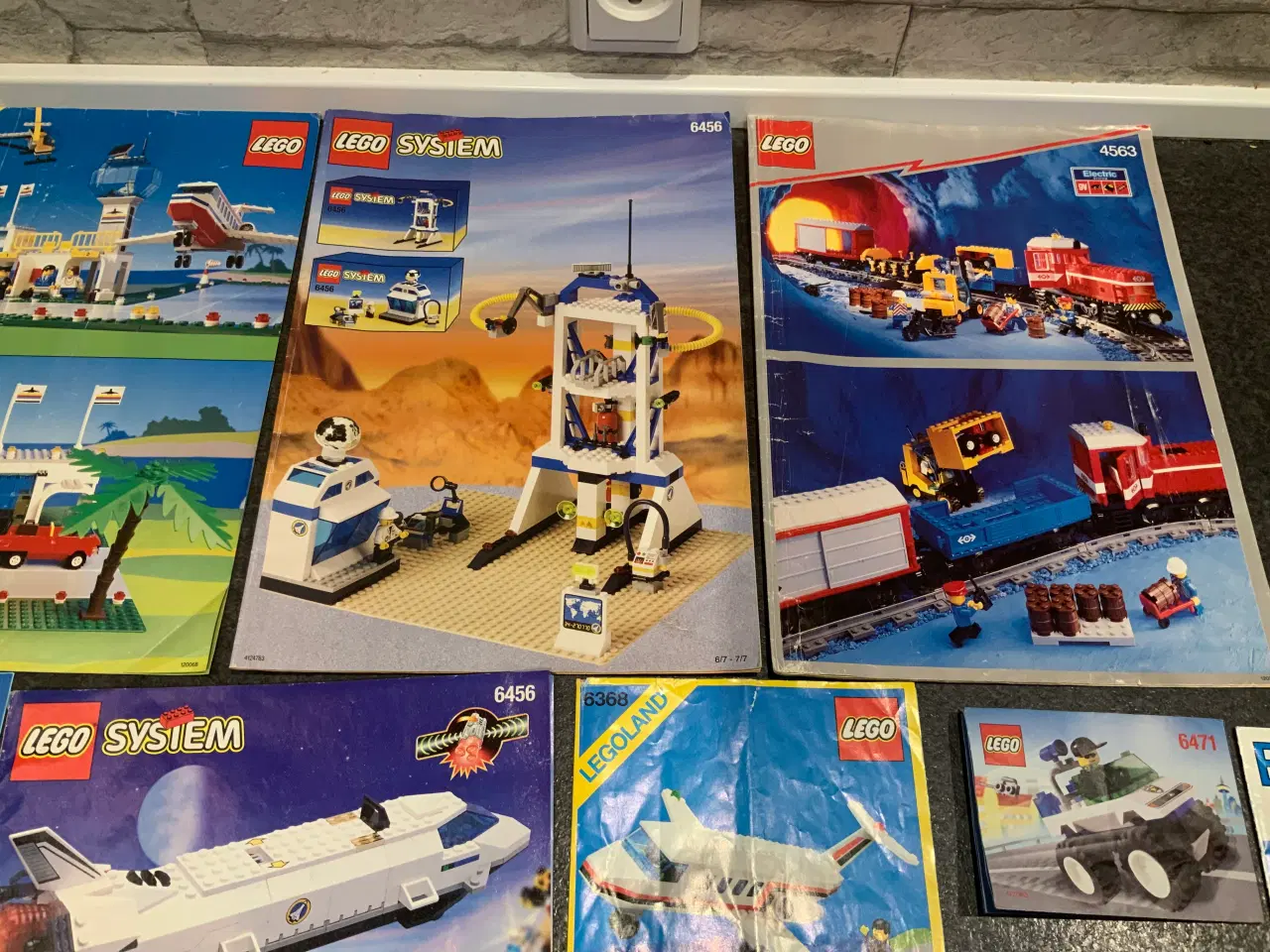 Billede 3 - Gamle lego manualer