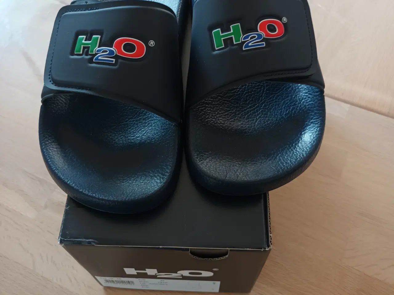 Billede 1 - H2O sandaler 