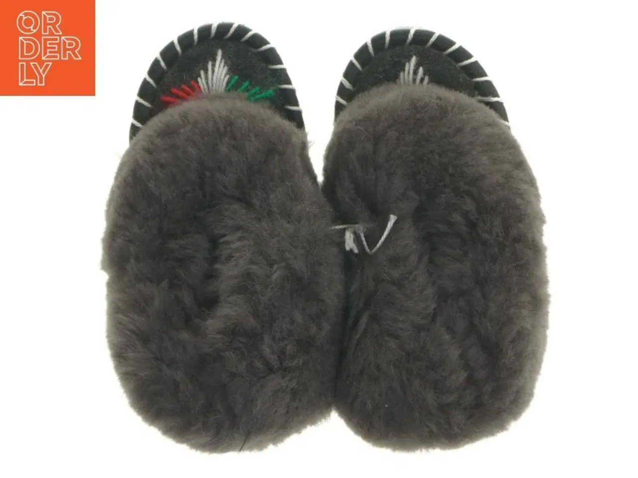 Billede 4 - Børnesutsko med pels (str. 24 )