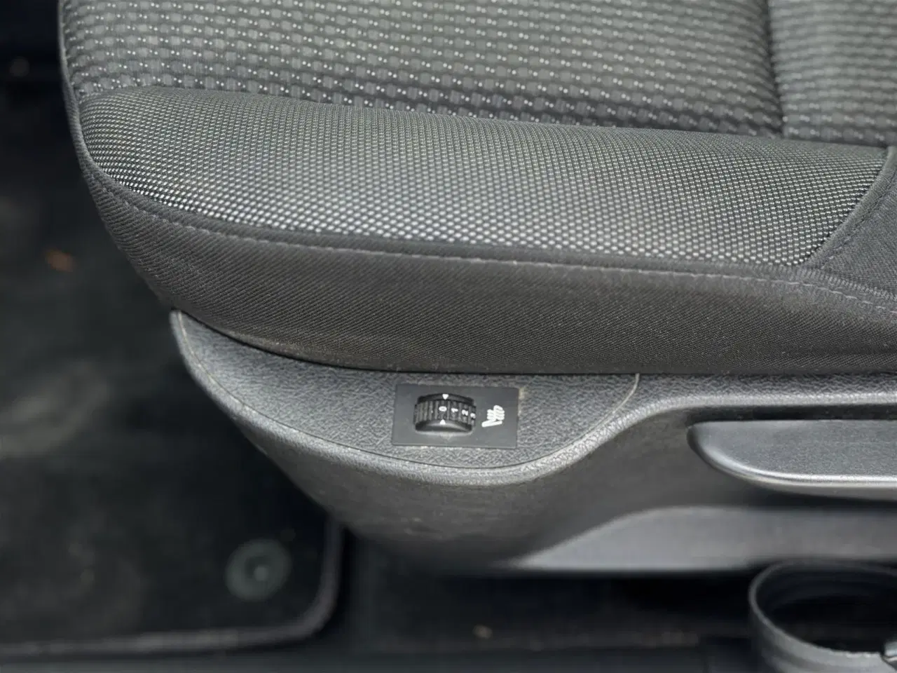 Billede 9 - Peugeot 207 1,6 HDI Comfort Plus 90HK 3d