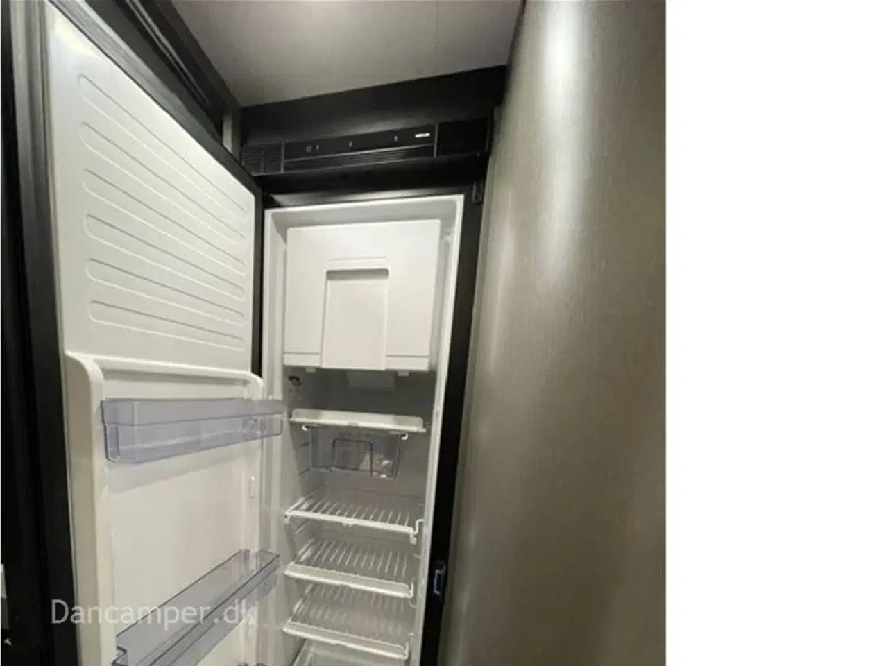 Billede 16 - 2024 - Chausson X650 Exclusive line    RESERVERET. SB! Camper med stor Lounge og siddegruppe, sænkeseng, stor garage, Connect- og X-tilbehørspakke,