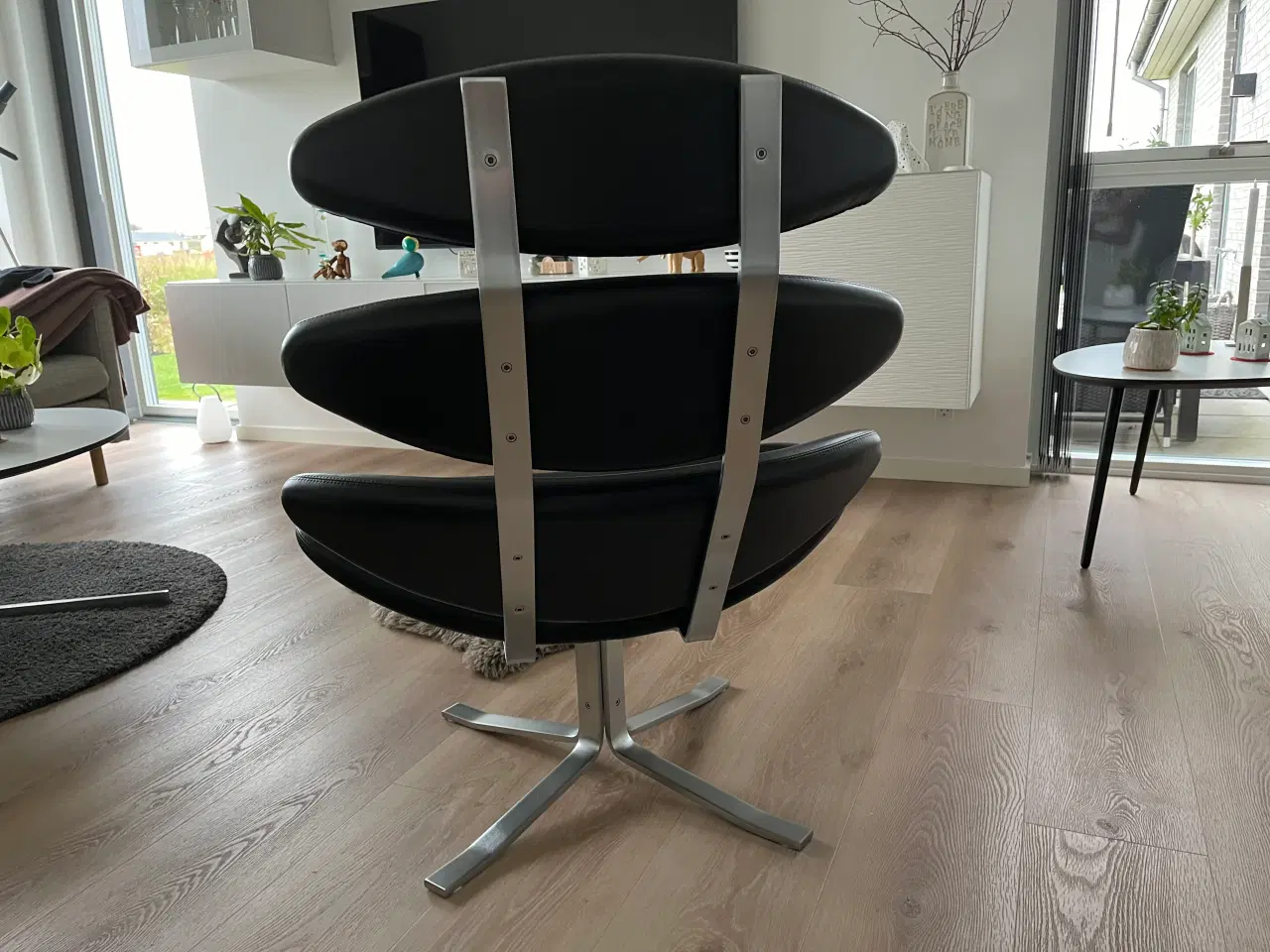 Billede 5 - Poul M. Volther Coronastol i sort omni læder.