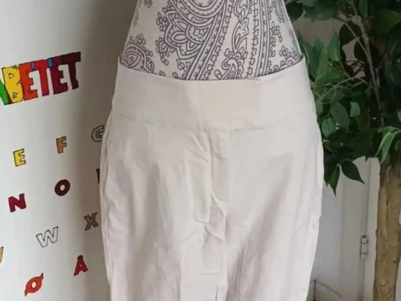 Billede 1 - Bukser. COS. 42