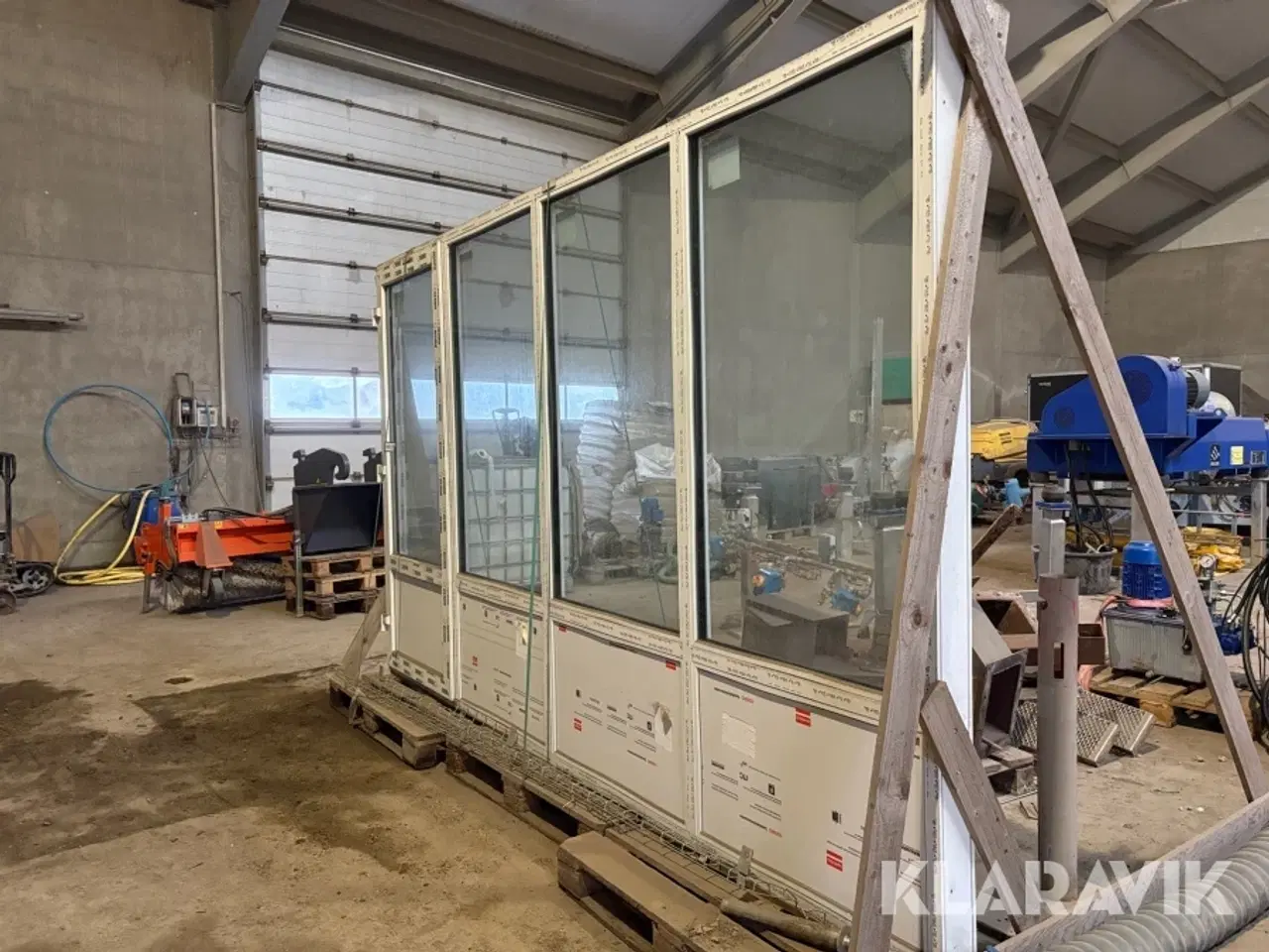 Billede 4 - Vinduesparti med terrassedør. Rehau 1 styk